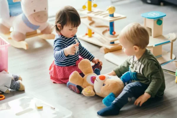 Using Play Spaces to Encourage Social Skills in Babies and Toddlers