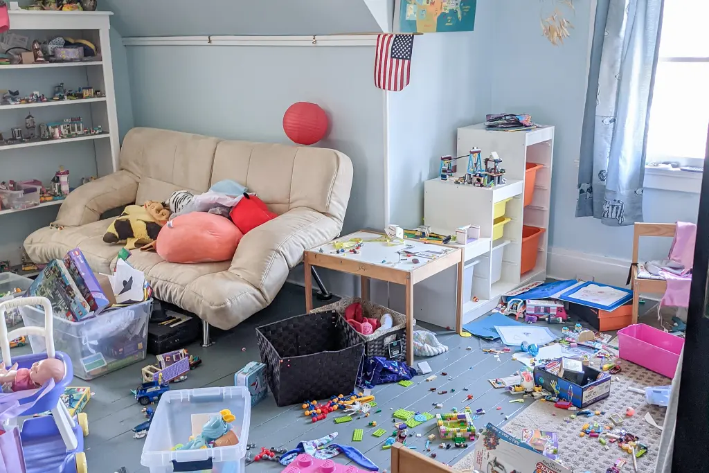 How to Organize a Small Playroom